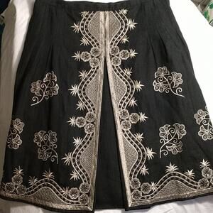 Boho Embroidered Linen Skirt size 8
